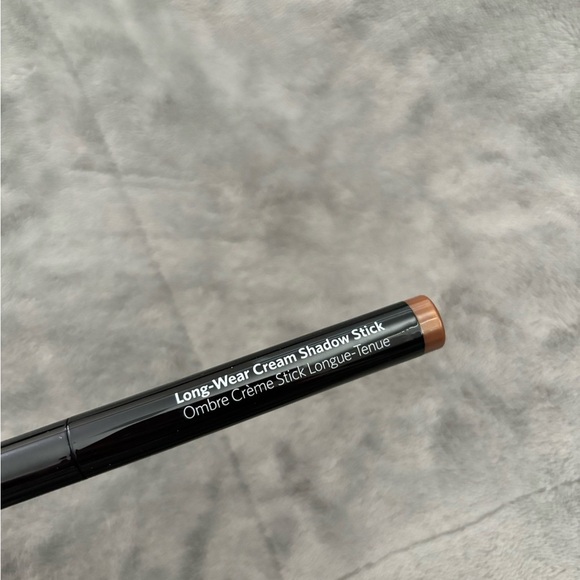 Bobbi Brown Cream Shadow Stick in golden bronze - Picture 4 of 5